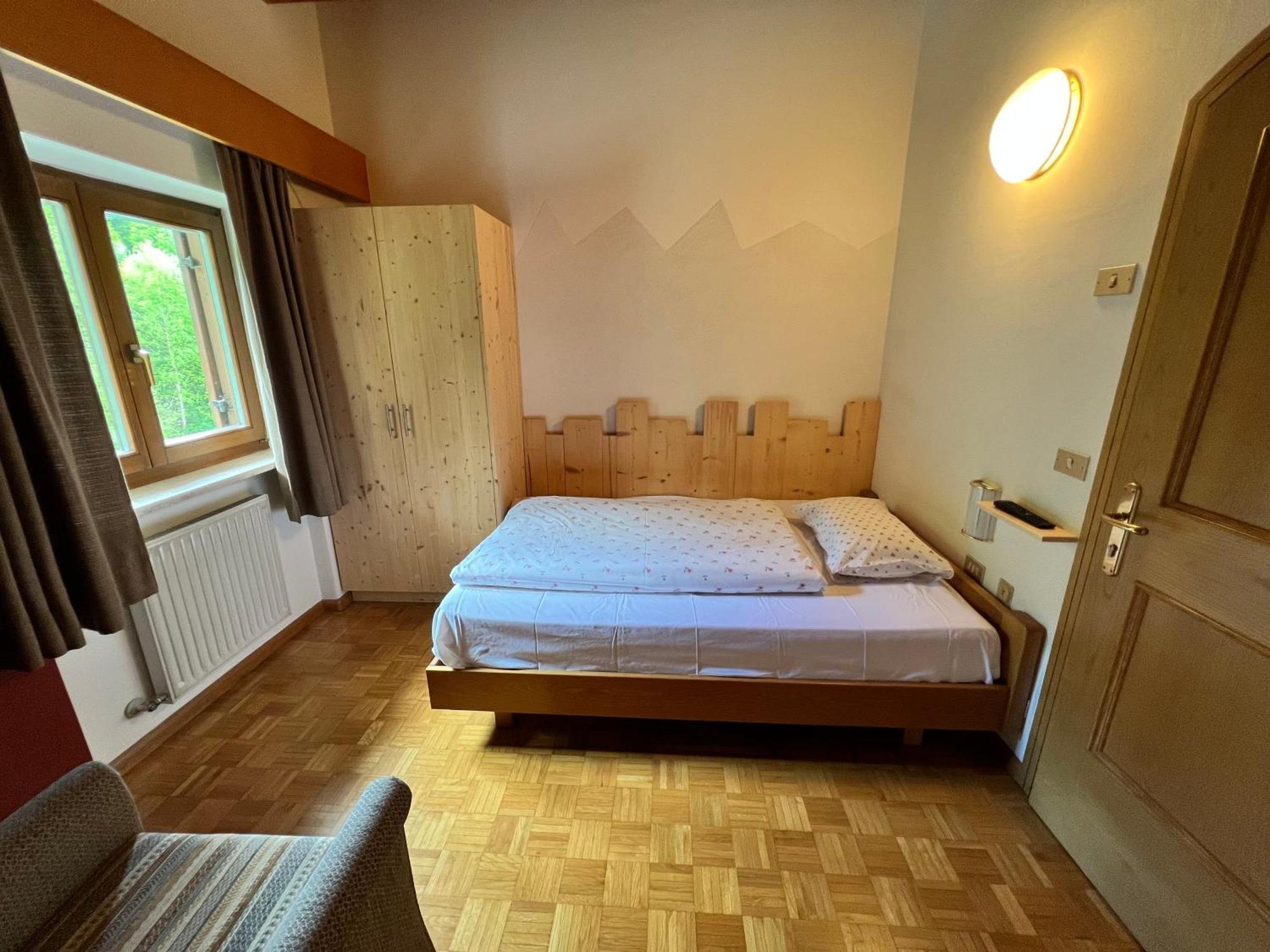 Garni Eden Bed And Breakfast Soraga Exteriér fotografie